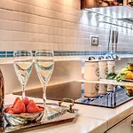 Domus Vittoria - The Luxury Quintessence Apartment *