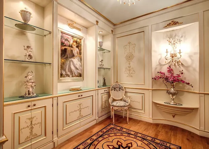 Domus Vittoria - The Luxury Quintessence Апартаменти Сорренто